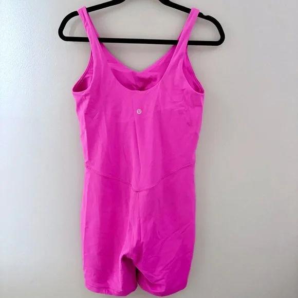 NWOT Lululemon Align Onesie 8" size 12 in sonic pink. - Picture 5 of 9